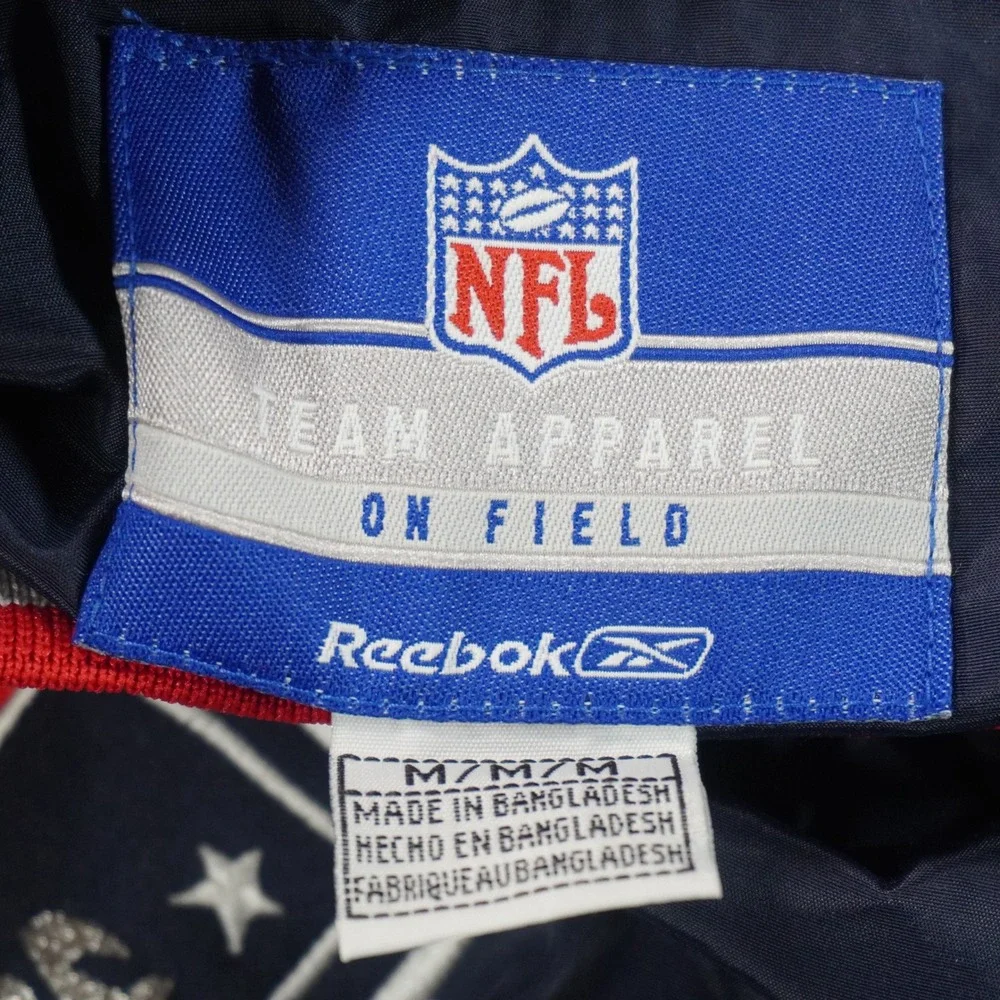 Reebok Windbreaker Pullover Mens Medium Blue New England Patriots NFL Side Zip